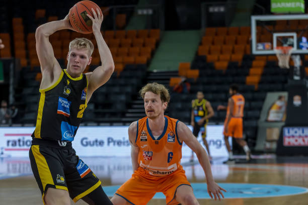 在乒乓球赛 在乒乓球赛