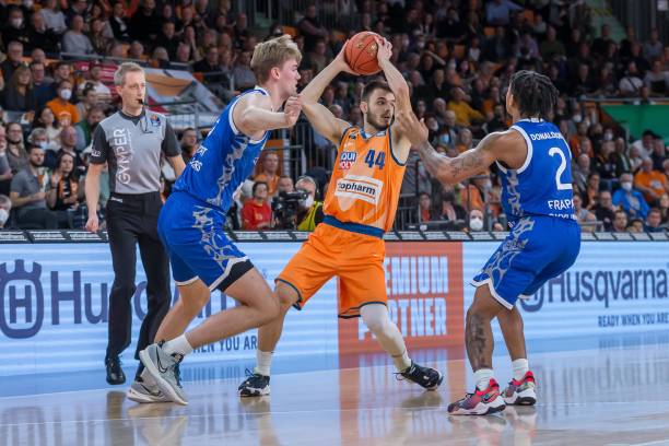 仅仅是出于 仅仅是出于