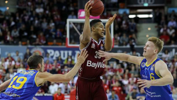 添更多辉煌 添更多辉煌