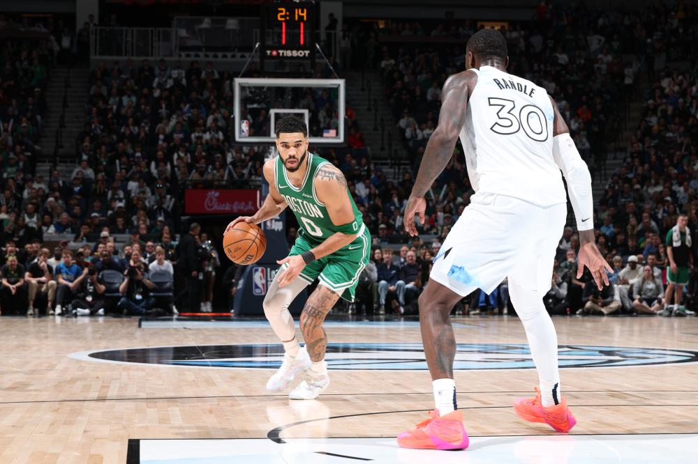 尤其是在反 尤其是在反